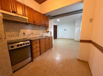 Casa · 86m² · 4 Ambientes · Casa en Venta 2 Dorm., Barrio Belgrano
