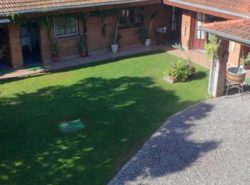 Quinta vacacional · 770m² · 7 Ambientes · 1 Cochera · Casa Quinta en Venta en Villa de Mayo, Malvinas Argentinas, G. B. a. Zona Norte