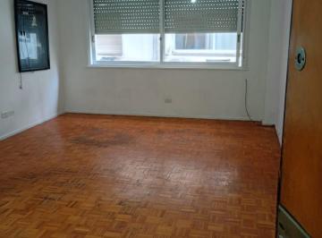 Departamento de 1 ambiente, Monserrat · Alquiler un Ambiente con Cocina y Baño Separados