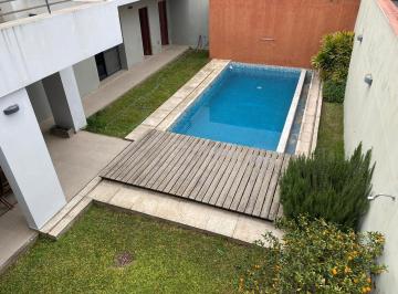 Casa · 320m² · 4 Ambientes · 2 Cocheras · Casa a La Venta Tejas del Sur con Pileta