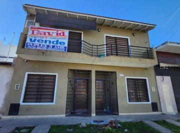 Departamento de 3 ambientes, La Matanza · Duplex 3 Amb. C/ Patio y Balcon