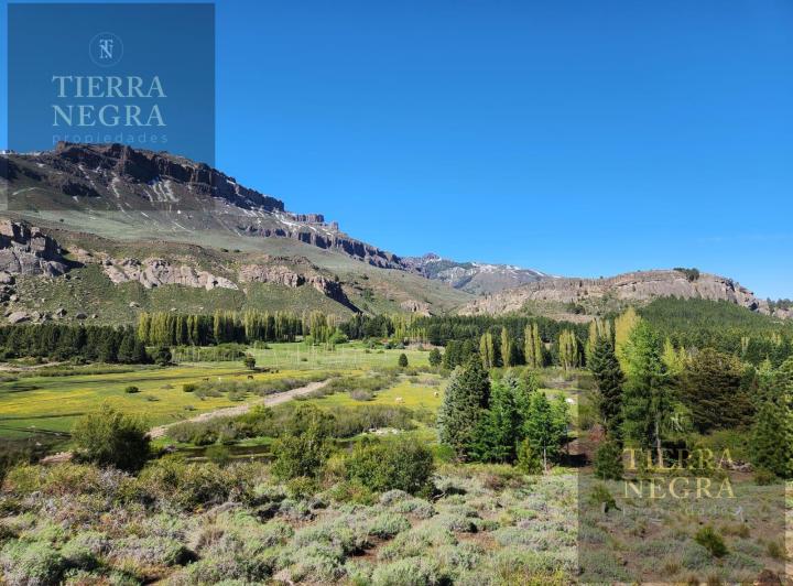 Terreno · 371m²