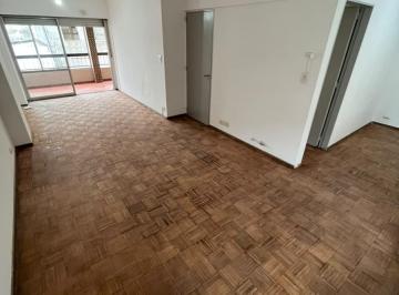 Departamento · 92m² · 6 Ambientes · 1 Cochera · Departamento Mitre Al 900