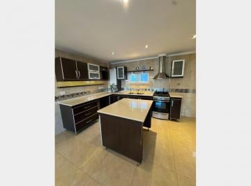 Departamento · 130m² · 3 Ambientes · 2 Cocheras · Departamento en Venta en Ramos Mejia