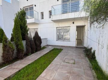 PH de 3 ambientes, Lanús · Dúplex a Estrenar de 3 Ambientes con Guardacoche – Apto Crédito – Excelente Ubicación