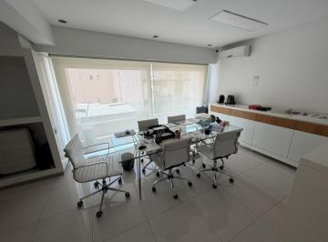 Edificio · 735m² · 6 Cocheras · Alquiler Edificio Comercial en Block en Monserrat
