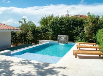 Casa · 250m² · 3 Dormitorios · 2 Cocheras · Venta Casa 3 Dorm. + Monoambiente en Jose Muñoz Carlos Paz