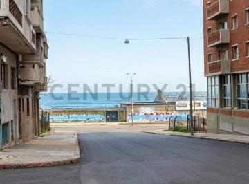 Departamento · 45m² · 2 Dormitorios · Venta Inversión/vivenda/permuta/1er Piso X Escalera/2dor/2cuadras Rambla/palermo