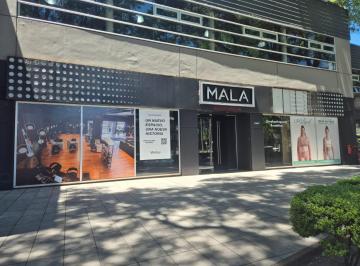 Local comercial · 620m² · Local - Martinez