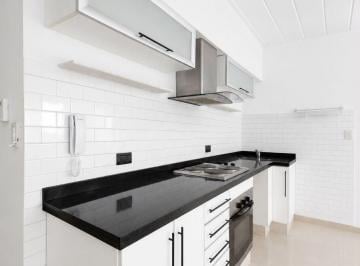 Departamento de 2 ambientes, San Isidro · Moderno Departamento 2 Ambientes con Cochera Cubierta.