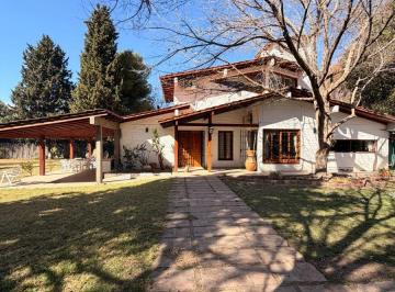 Casa de 5 ambientes, Luján de Cuyo · Casa de 2014 m² con 4 Dorm. en Alquiler en Luján de Cuyo