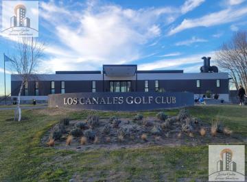 Terreno · 1000m² · Venta de Lotes Desde 1000 m² en Canales de Plottier, Country Club de Campo