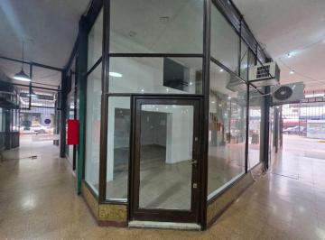 Local comercial de 2 ambientes, Rosario · Venta 2 Locales en Galeria