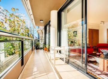 Departamento · 126m² · 5 Ambientes · 1 Cochera · Venta Departamento Piso 5 Ambientes en Recoleta - Balcon Al Frente - Cochera - Baulera - Luminoso