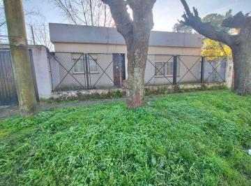 Quinta vacacional · 48m² · 3 Dormitorios · 2 Cocheras · Venta Casa 3 Amb. Financia 50% - Moreno