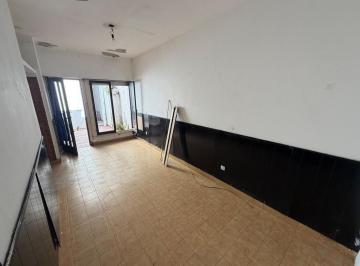 PH · 78m² · 3 Ambientes · 2 Cocheras · PH 3 Ambientes con Cochera a Reciclar