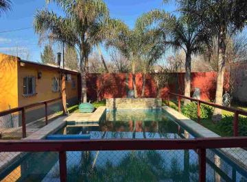 Quinta vacacional · 159m² · 3 Dormitorios · 3 Cocheras · Venta Quinta Pileta y Quincho Virrey del Pino