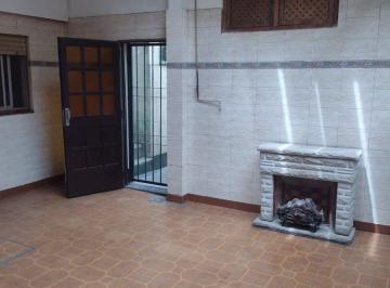 Departamento · 70m² · 3 Ambientes · PH 3 Ambientes Venta en Piñeyro Apto Credito
