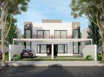 Casa · 85m² · 3 Ambientes · 2 Cocheras · Vende Duplex 2 Dorm. Valle Cercano