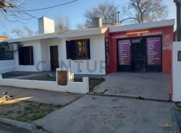 Casa · 90m² · 6 Ambientes · 2 Cocheras · Construye Tu Proyecto en Santa Cecilia - 300 m² de Lote con 90 m² + Seguridad, Tranquilidad y Futuro"