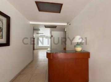 Oficina comercial · 78m² · 4 Ambientes · Departamento de 3 Dorm. en Venta - La Plata