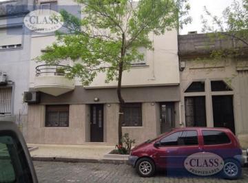 PH · 110m² · 5 Ambientes · PH 5 Ambientes en Venta en Flores con Terraza Sin Expensas