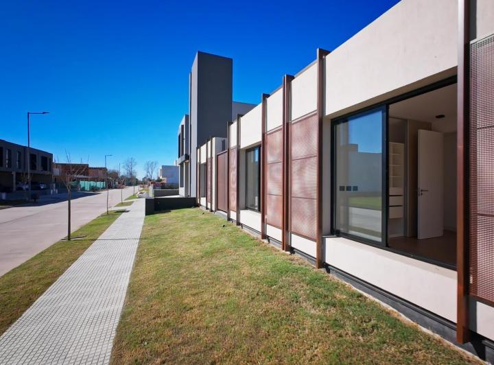 Casa · 160m² · 4 Ambientes