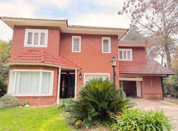 Casa · 200m² · 7 Ambientes · 2 Cocheras · Casa en Country St. Thomas Norte Canning