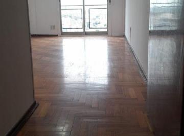 Departamento de 2 ambientes, Vicente López · Dos Ambientes Piso Alto, Muy Luminoso y Recién Pintado.