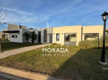 GMM-GMM-48_2 · Venta Casa 4 Ambientes Barrio Santo Tomás Pilar