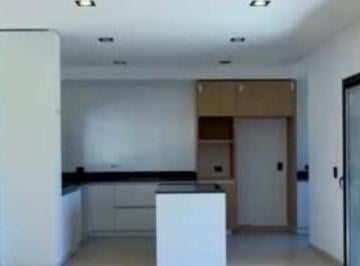 Casa · 163m² · 5 Ambientes · 1 Cochera · Casa en Nuevo Malagueño