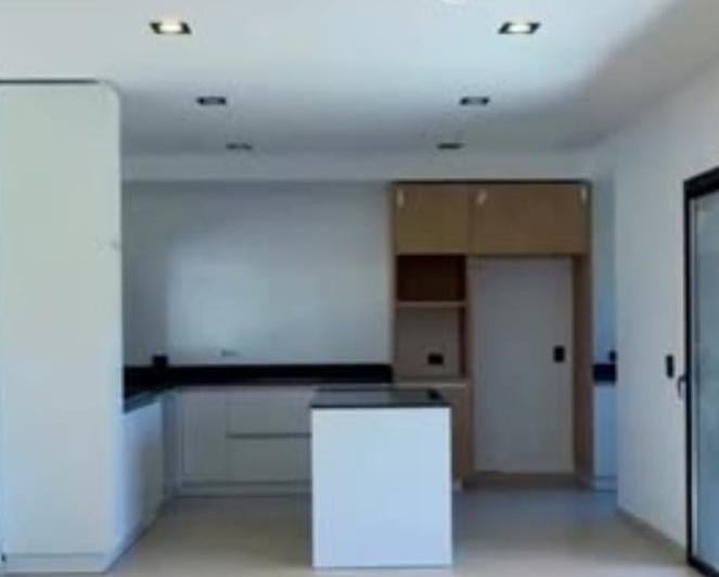 Casa · 163m² · 5 Ambientes · 1 Cochera