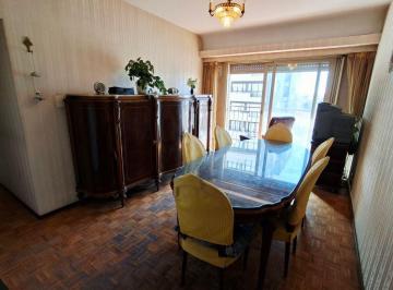 Departamento de 3 ambientes, Villa del Parque · Departamento 3 Amb. Al Frente. Av Nazca 2700 con Balcón y Cochera