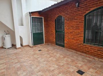 PH · 149m² · 4 Ambientes · 1 Cochera · Venta PH 4 Ambientes Patio Quincho Cochera