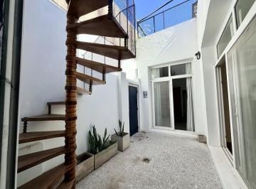 PH · 125m² · 5 Ambientes · Impecable PH en Palermo!