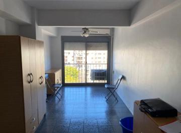 Departamento de 1 ambiente, Villa del Parque · Departamento en Alquiler de 24 m² Monoambiente Al Contrafrente Av San Martin Al 5400