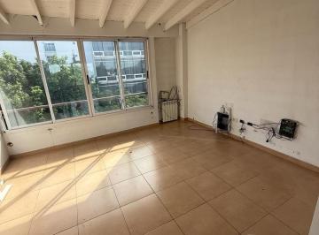 PH · 165m² · 4 Ambientes · PH en Alquiler en Vicente Lopez