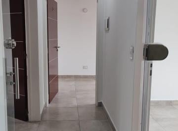 Oficina comercial de 3 ambientes, Hurlingham · Se Alquilan Oficinas Impecables en Centro de Hurlingham.
