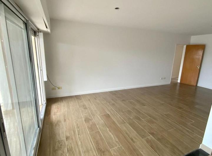 Departamento · 81m² · 4 Ambientes · 1 Cochera