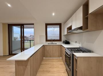 Departamento · 78m² · 3 Ambientes · 1 Cochera · Departamento en Alquiler 2 Dorm., 2 Baños