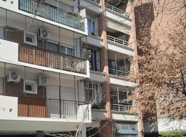 Departamento · 80m² · 4 Ambientes · 1 Cochera