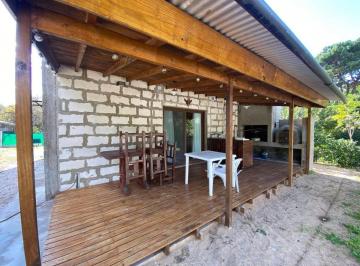 Casa · 40m² · 2 Ambientes · 2 Cocheras · Alquiler Casa 2 Ambientes Ostende