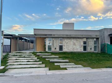 Casa de 5 ambientes, Carrodilla · Venta Casa en Barrio Lar de Terrada Luján de Cuyo Mendoza