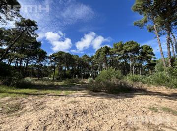 Terreno · 1427m² · Terreno en Venta en Barrio Bosques Pinamar