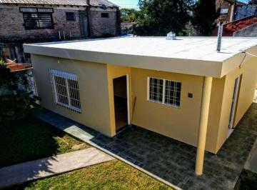 Casa de 3 ambientes, Hurlingham · Casa 3 Ambientes en Alquiler con Garage y Patio, Barrio Luna, Hurlingham