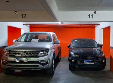 Garage · 15m² · Cochera en Venta en Av Independencia y Virrey Liniers. 15 m²