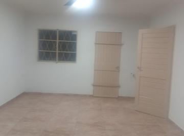 Casa · 2 Dormitorios · Casa en Alquiler Sobre Av Libertador