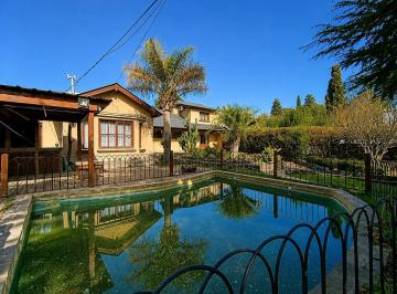 Casa · 242m² · 6 Ambientes · 2 Cocheras · Se Vende Casa + Local en Villa General Belgrano