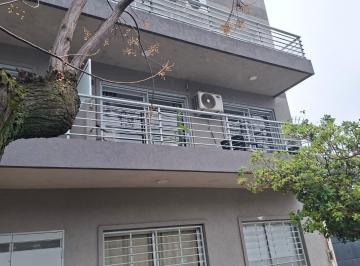 Departamento de 3 ambientes, Versalles · Departamento de 3 Amb en Alquiler. Zona Versalles.