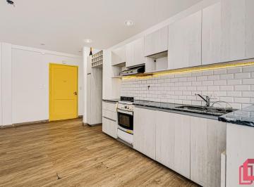 PH · 73m² · 3 Ambientes · Venta de PH de 3 Ambientes en Villa Ortuzar con Excelente Distrubicion y Sin Expensas